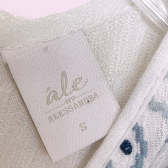 ale By Alessandra Maxi Dress White Blue Embroidered Open Back Womens Size Small - Picture 4 of 13